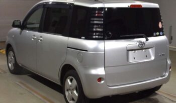 TOYOTA SIENTA  2004 full