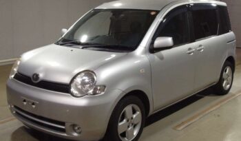TOYOTA SIENTA  2004 full