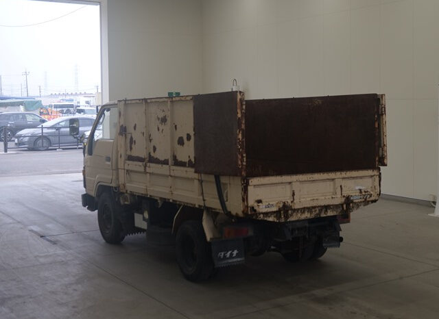 TOYOTA  DYNA  TRUCK 1990 full