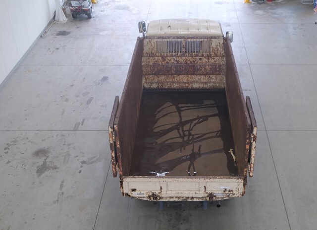 TOYOTA  DYNA  TRUCK 1990 full