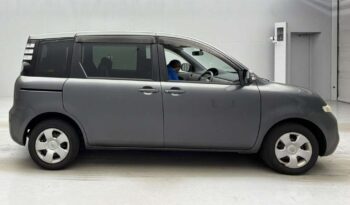 TOYOTA SIENTA 2010 full