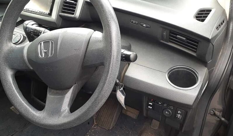HONDA FREED 2009 full