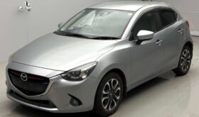 MAZDA DEMIO 2015
