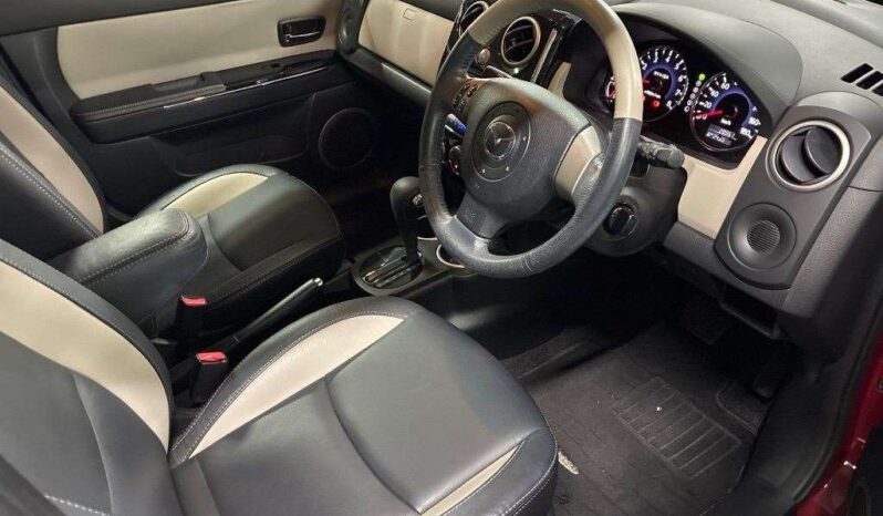 MAZDA VERISA full