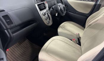 TOYOTA RACTIS full