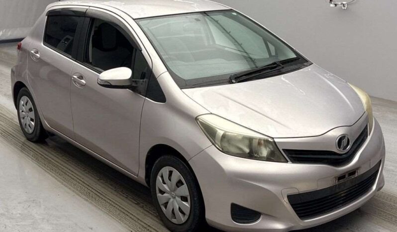 TOYOTA VITZ full