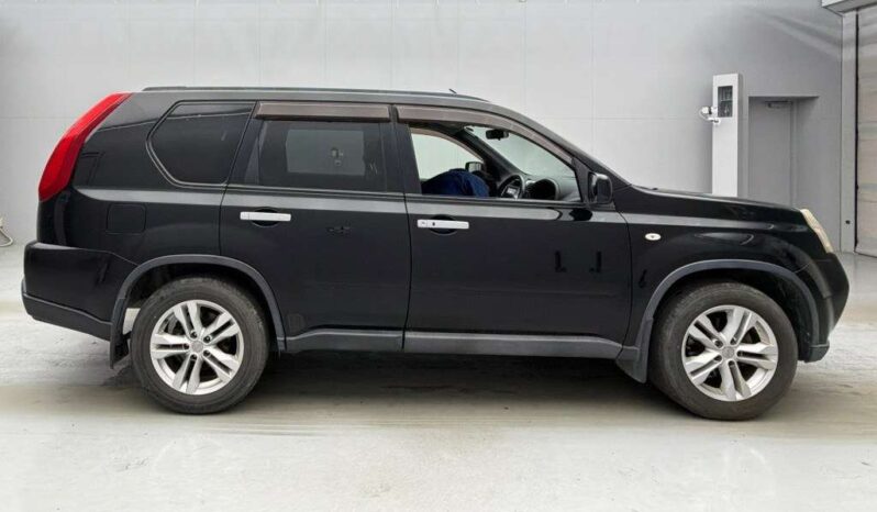 NISSAN X TRAIL 2011 full