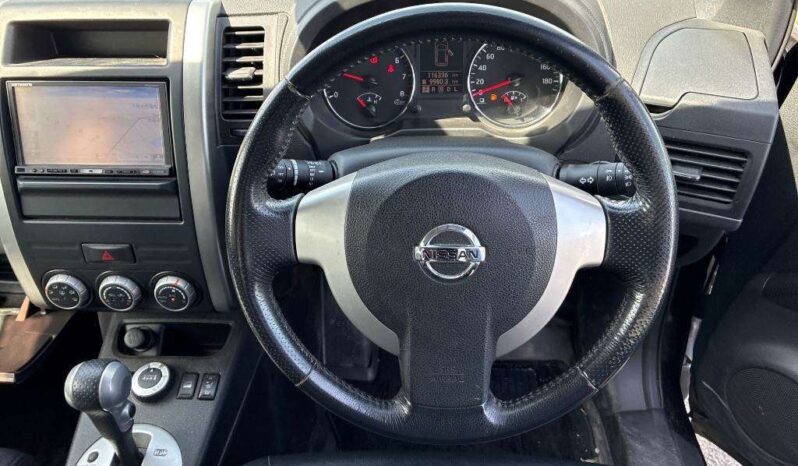 NISSAN X TRAIL 2011 full