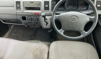 TOYOTA HIACE VAN full