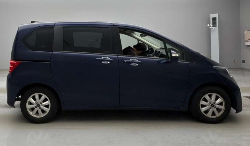 HONDA FREED full