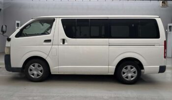 TOYOTA HIACE VAN full