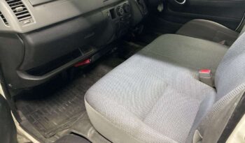 TOYOTA HIACE VAN full