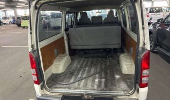 TOYOTA HIACE VAN full