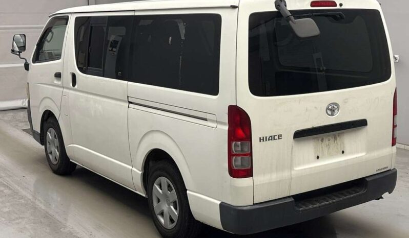 TOYOTA HIACE VAN full