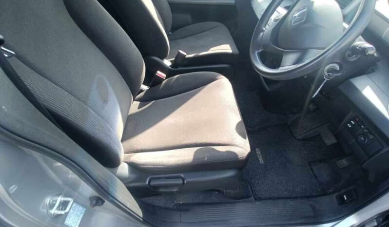 HONDA FREED full