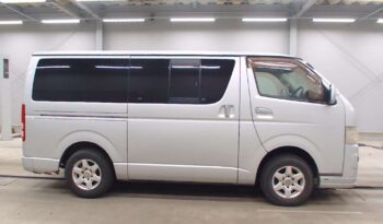 TOYOTA HIACE VAN full
