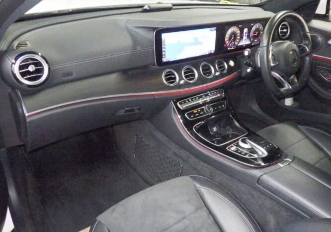 MERCEDES BENZ E-CLASS full
