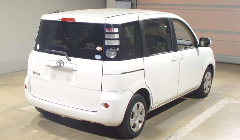 TOYOTA SIENTA 2007 full