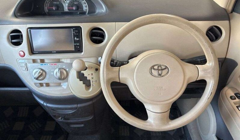 TOYOTA SIENTA 2007 full