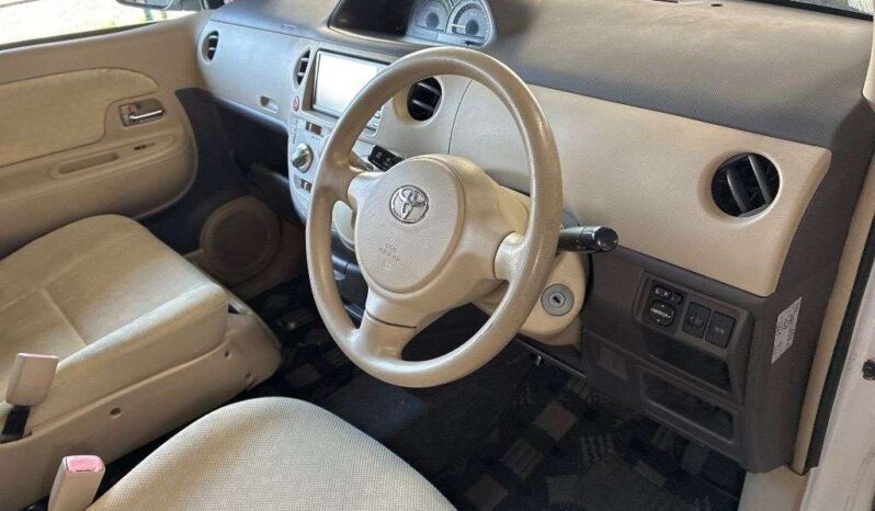 TOYOTA SIENTA 2007 full