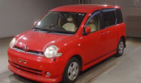 TOYOTA SIENTA 2005