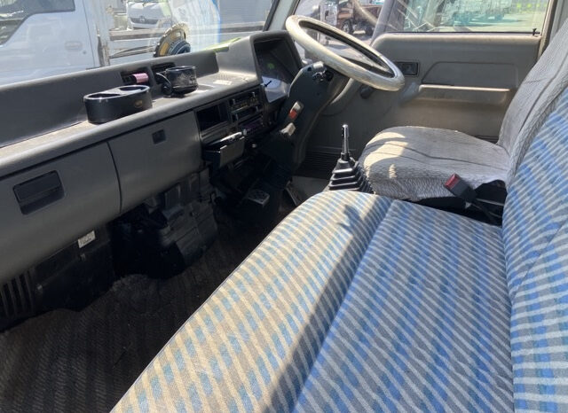MITSUBISHI CANTER full