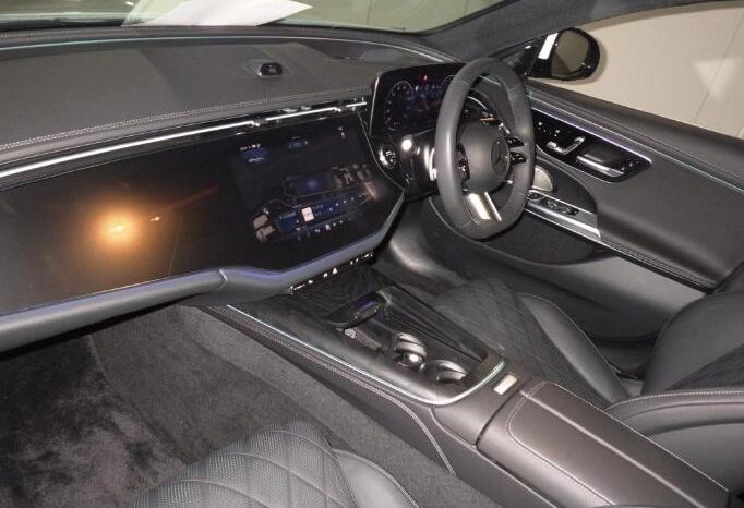 MERCEDES BENZ E CLASS 2024 full