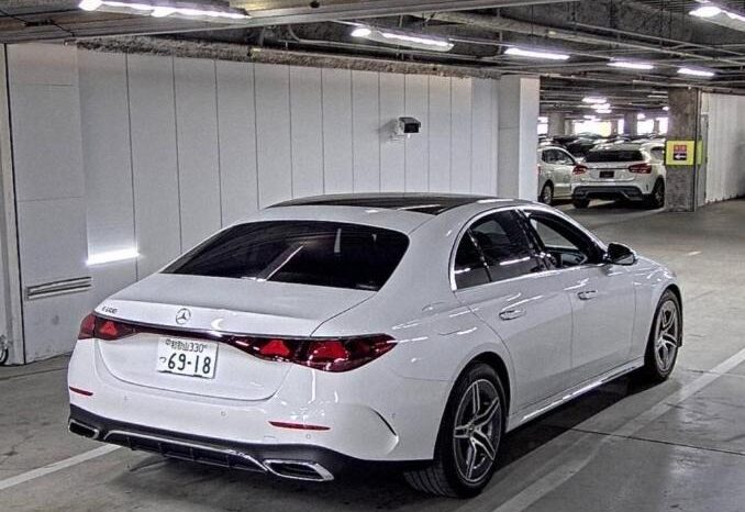 MERCEDES BENZ E CLASS 2024 full