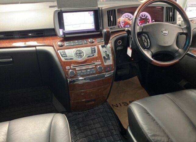 NISSAN ELGRAND full