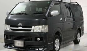 TOYOTA HIACE VAN 2005