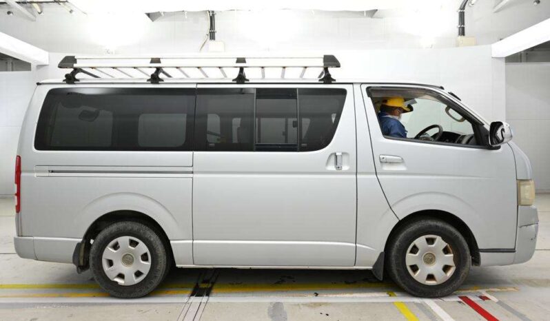TOYOTA HIACE VAN 2006 full