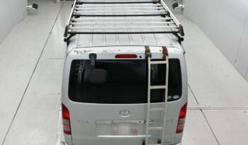 TOYOTA HIACE VAN 2006 full