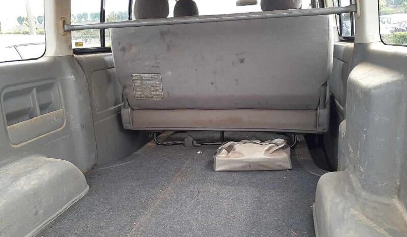 TOYOTA HIACE VAN 2006 full