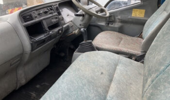 MITSUBISHU FUSO CANTER full