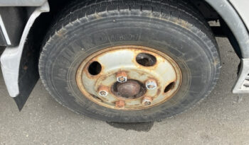 MITSUBISHU FUSO CANTER full