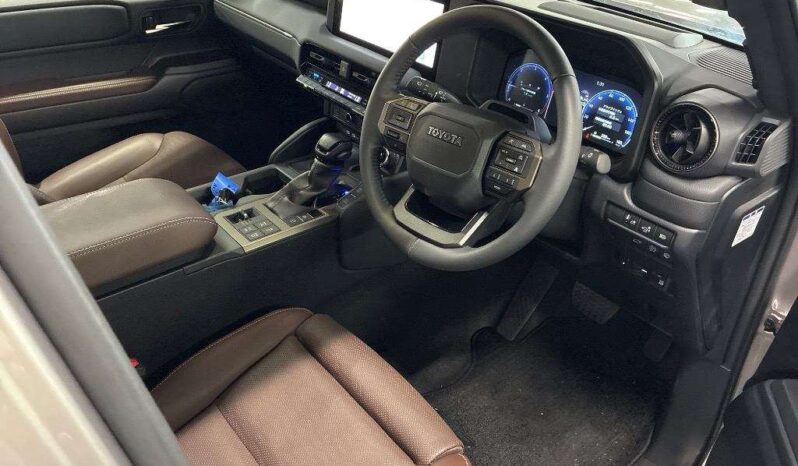 TOYOTA LAND CRUISER 250 full