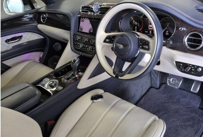 BENTLEY BENTAYGA 2021 full