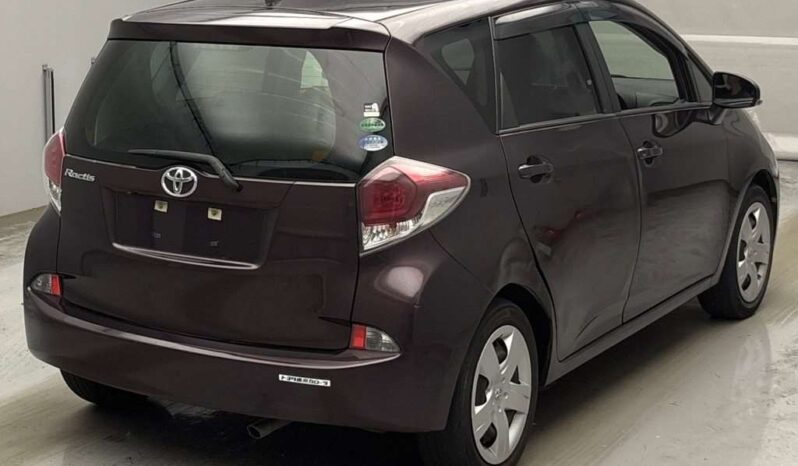 TOYOTA RACTIS full