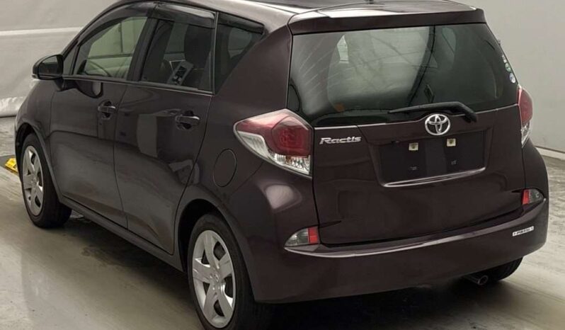 TOYOTA RACTIS full
