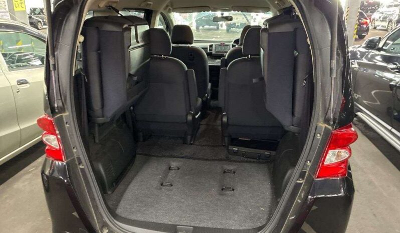 HONDA FREED full