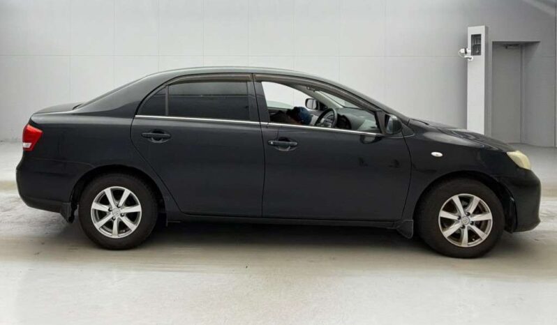 TOYOTA COROLLA AXIO full
