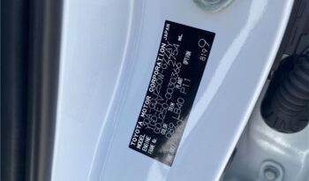 TOYOTA LAND CRUISER VX full