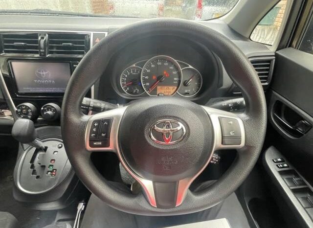 TOYOTA RACTIS full