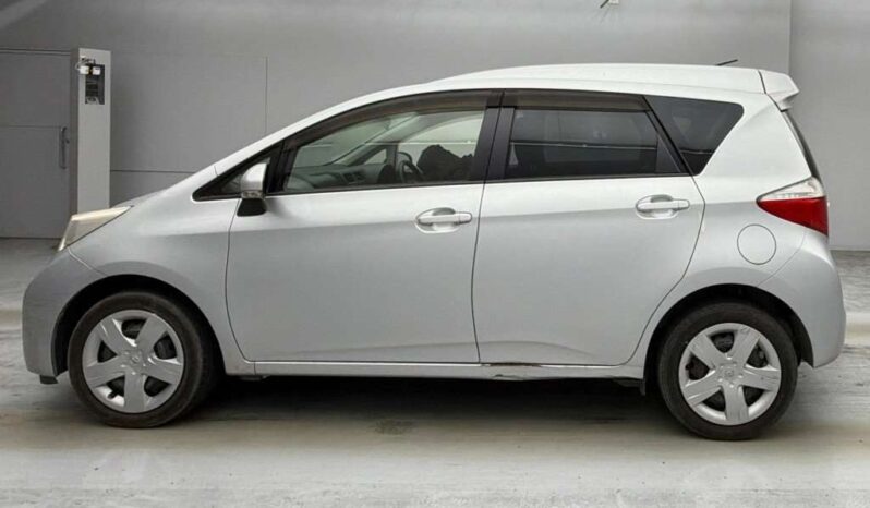 TOYOTA RACTIS 2013 full