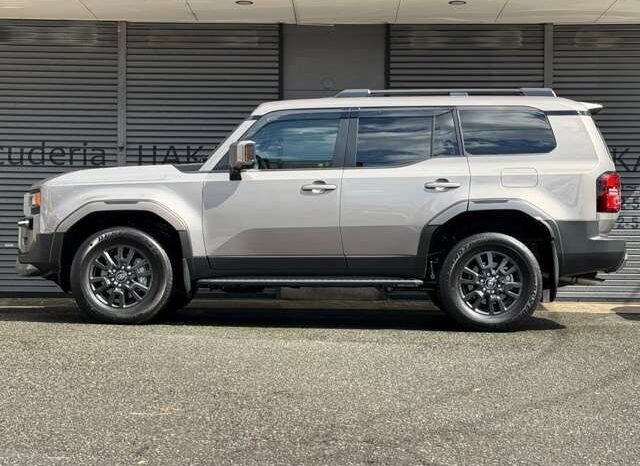 Land Cruiser 250 VX Modellista Package JBL SR Wireless Charging full