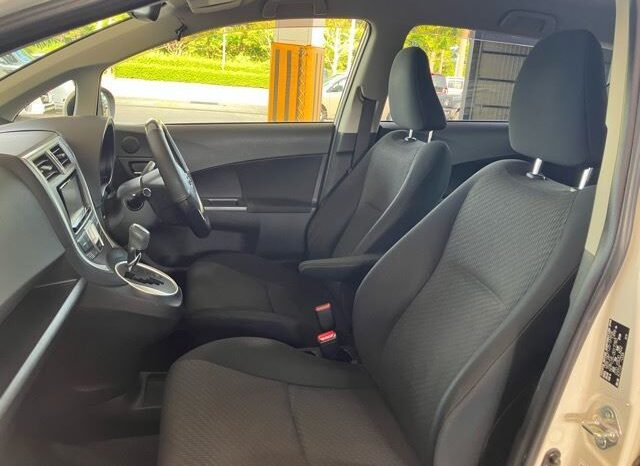 TOYOTA RACTIS 2014 full