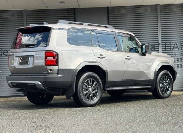 Land Cruiser 250 VX Modellista Package JBL SR Wireless Charging full