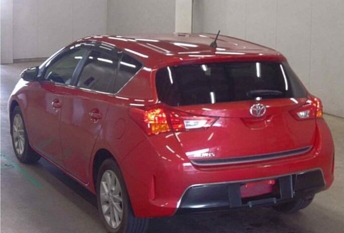 TOYOTA AURIS full