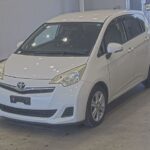 TOYOTA RACTIS 2014