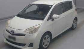 TOYOTA RACTIS 2011